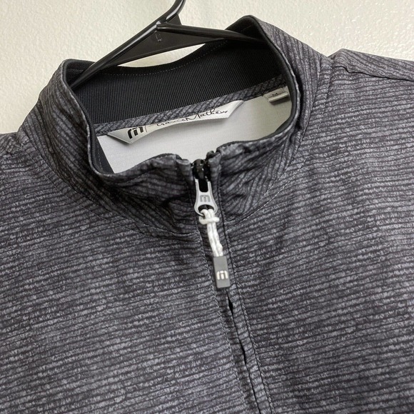 Travis Matthew Pullover Mens Medium Golf 1/2 Zip Performance Outdoor Pockets - Picture 4 of 11